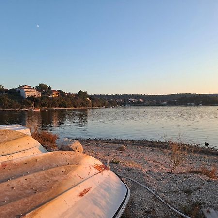 Apartmani Orhideja Gornji Karin Dış mekan fotoğraf