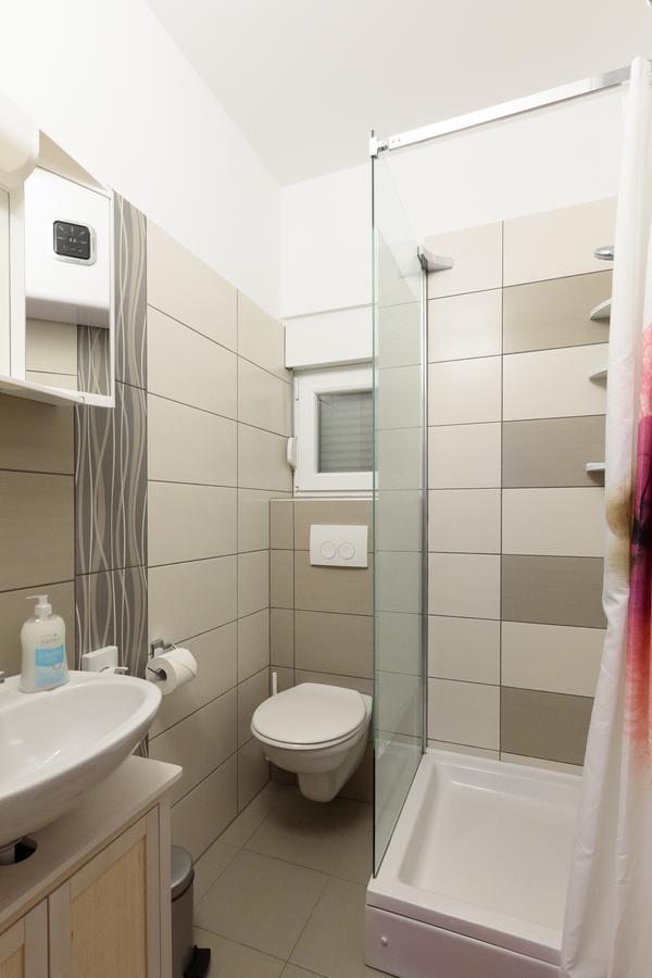 Apartmani Orhideja Gornji Karin Dış mekan fotoğraf